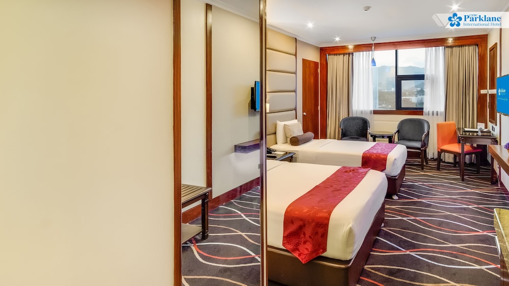 Cebu Parklane International Hotel 24/50