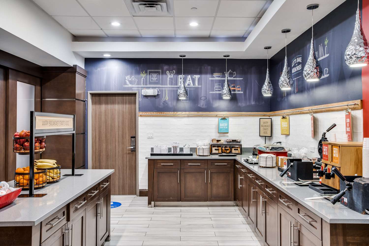 Hampton Inn & Suites North Dallas Central Expy 6/26