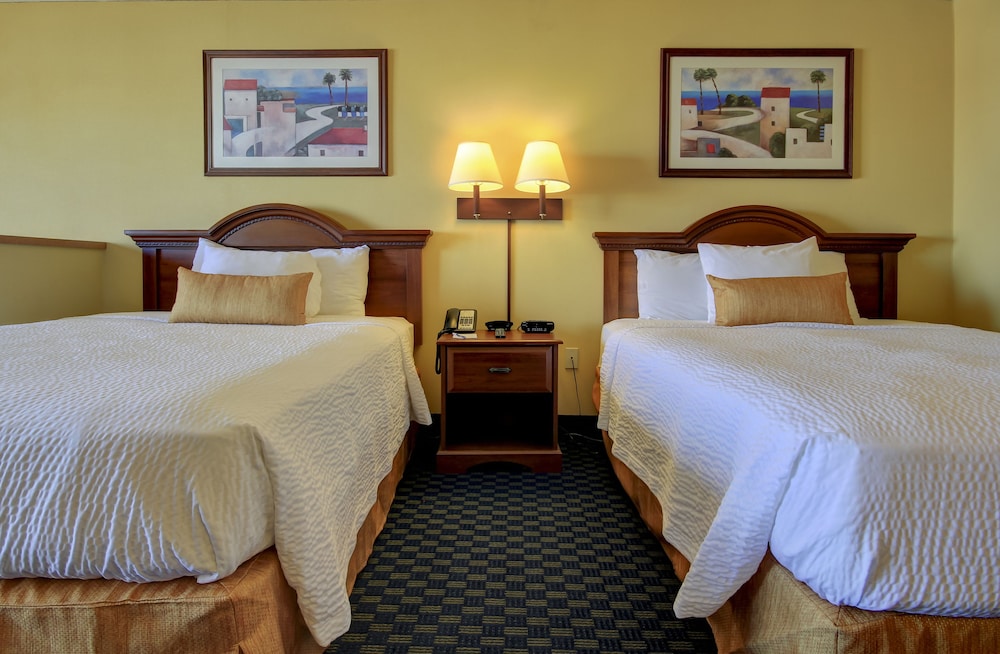Bonita Beach Hotel 25/69
