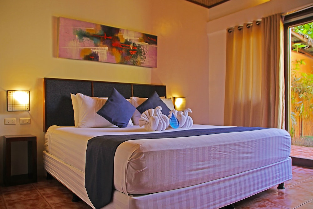 Last Frontier Beach Resort - Adults Only 19/68