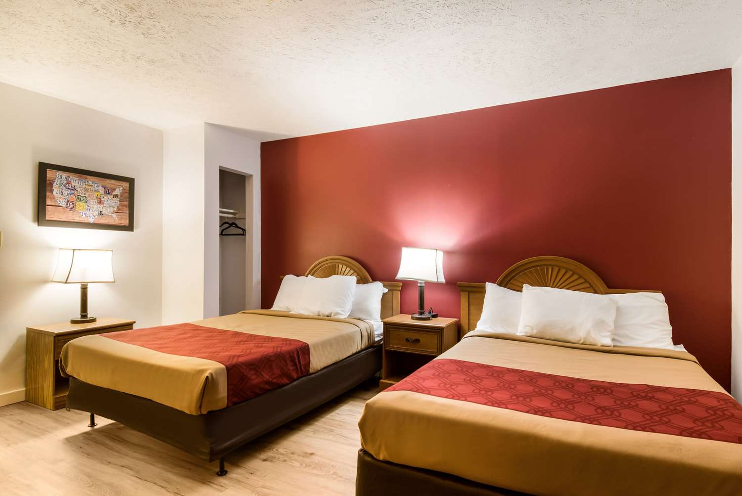 Efficiency, Suite, 2 Queen Beds