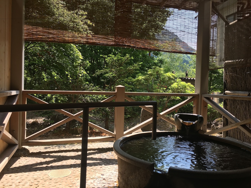 Okuhida Onsen Matsunoi (ex Hina no Yakata Matsunoi) 33/50