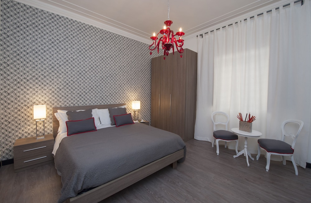 Nobilcasa Suites 5/34