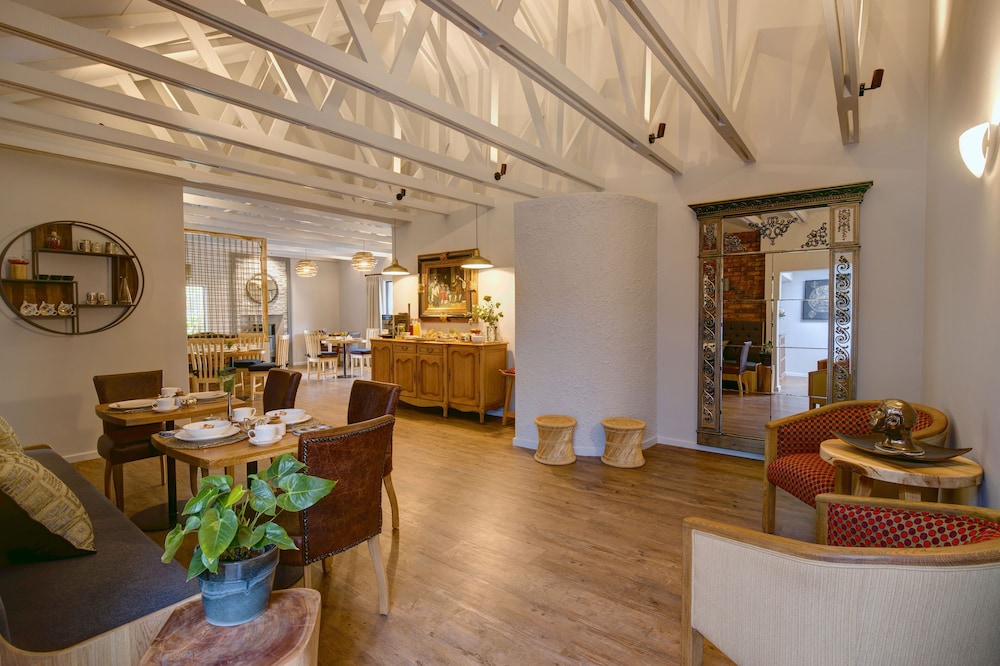 Amour Guest House 28/50