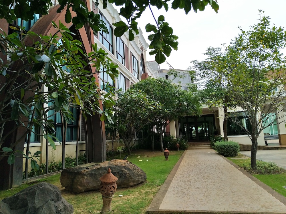 Srilamduan Hotel 48/50