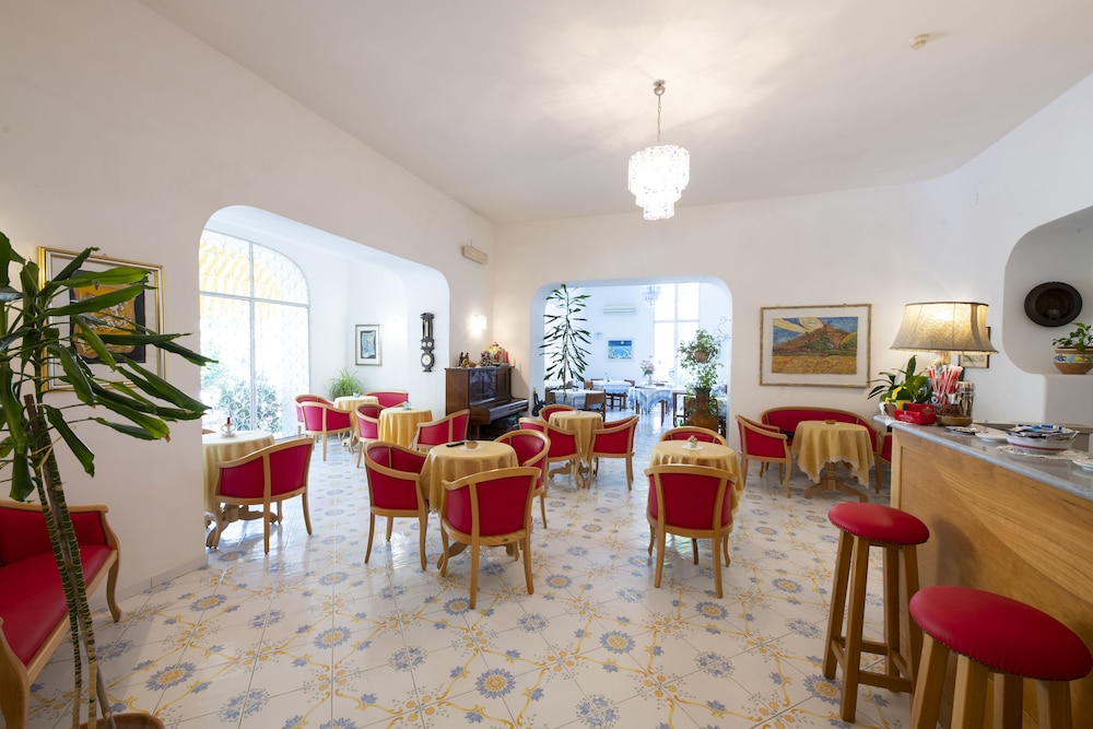 Hotel Candia 44/58