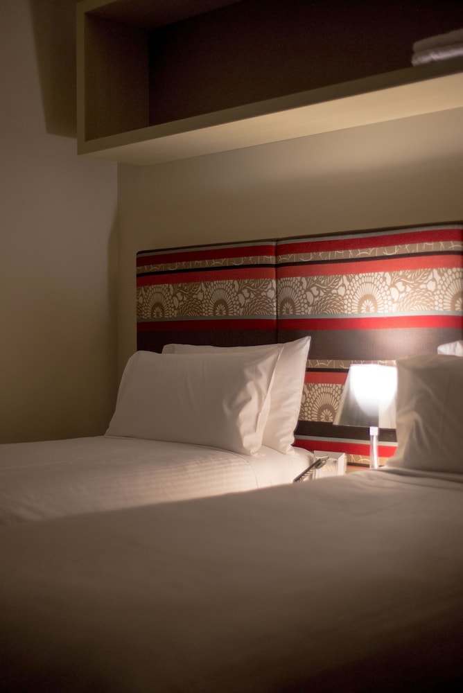 Best Western Melbourne City 26/42