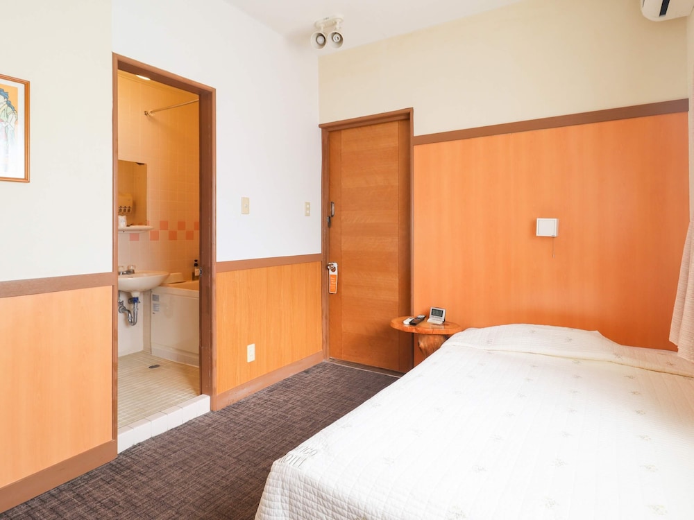 Deigo Hotel 11/50