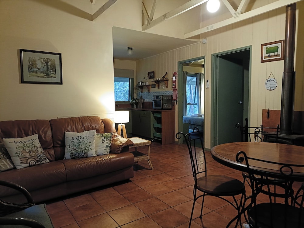 Kalimna Woods Cottages 31/50