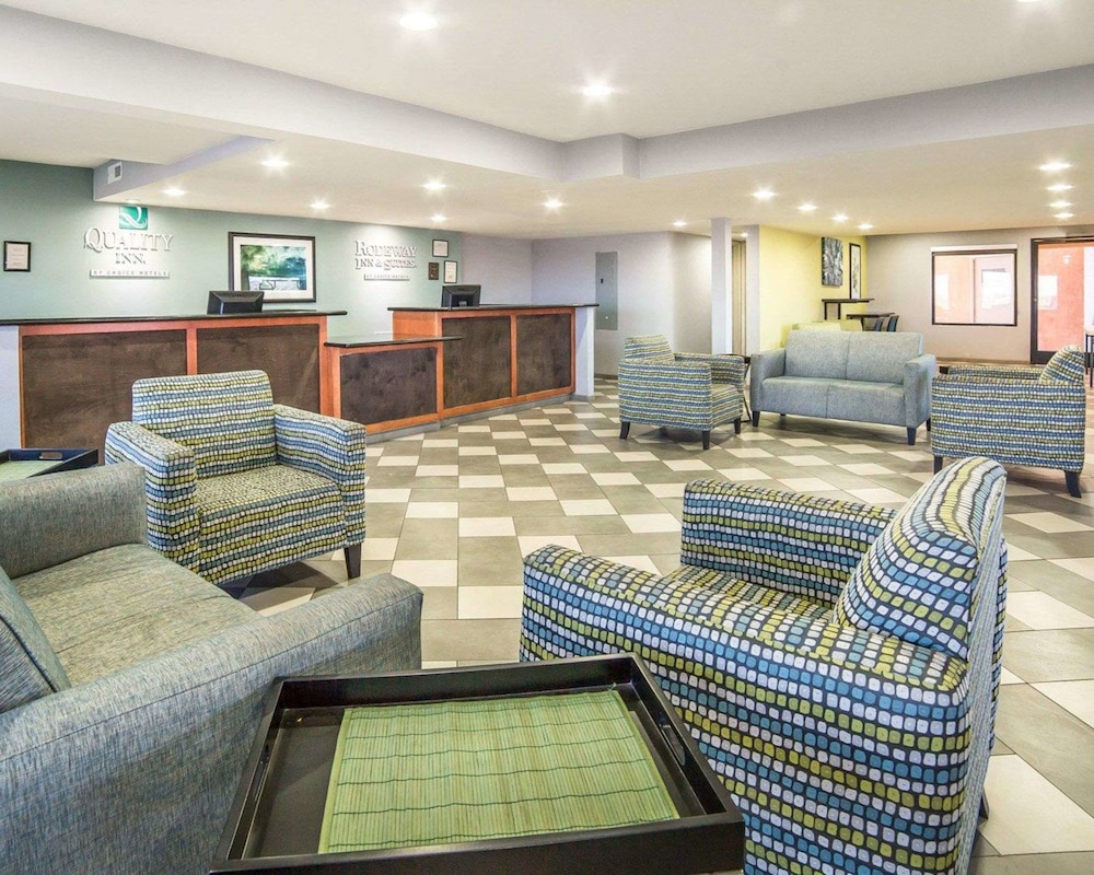 Quality Inn Needles, CA 28/34