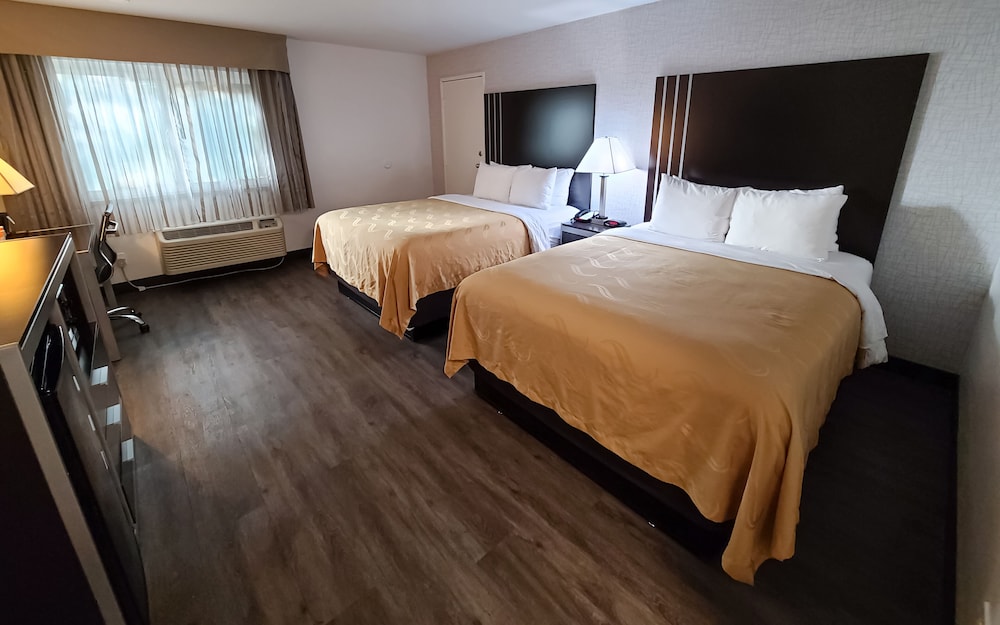 Quality Inn Burbank Airport 14/32