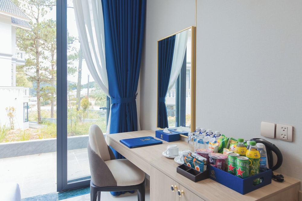 Thuy Hoang Nguyen Hotel Resort & Spa 52/75