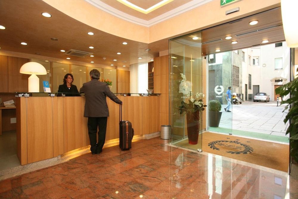 Le Petit Hotel 6/59