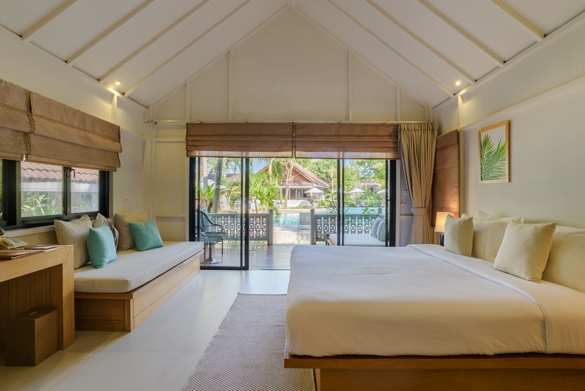 Panoramic, Villa, King Bed, Beach Front, Ocean View