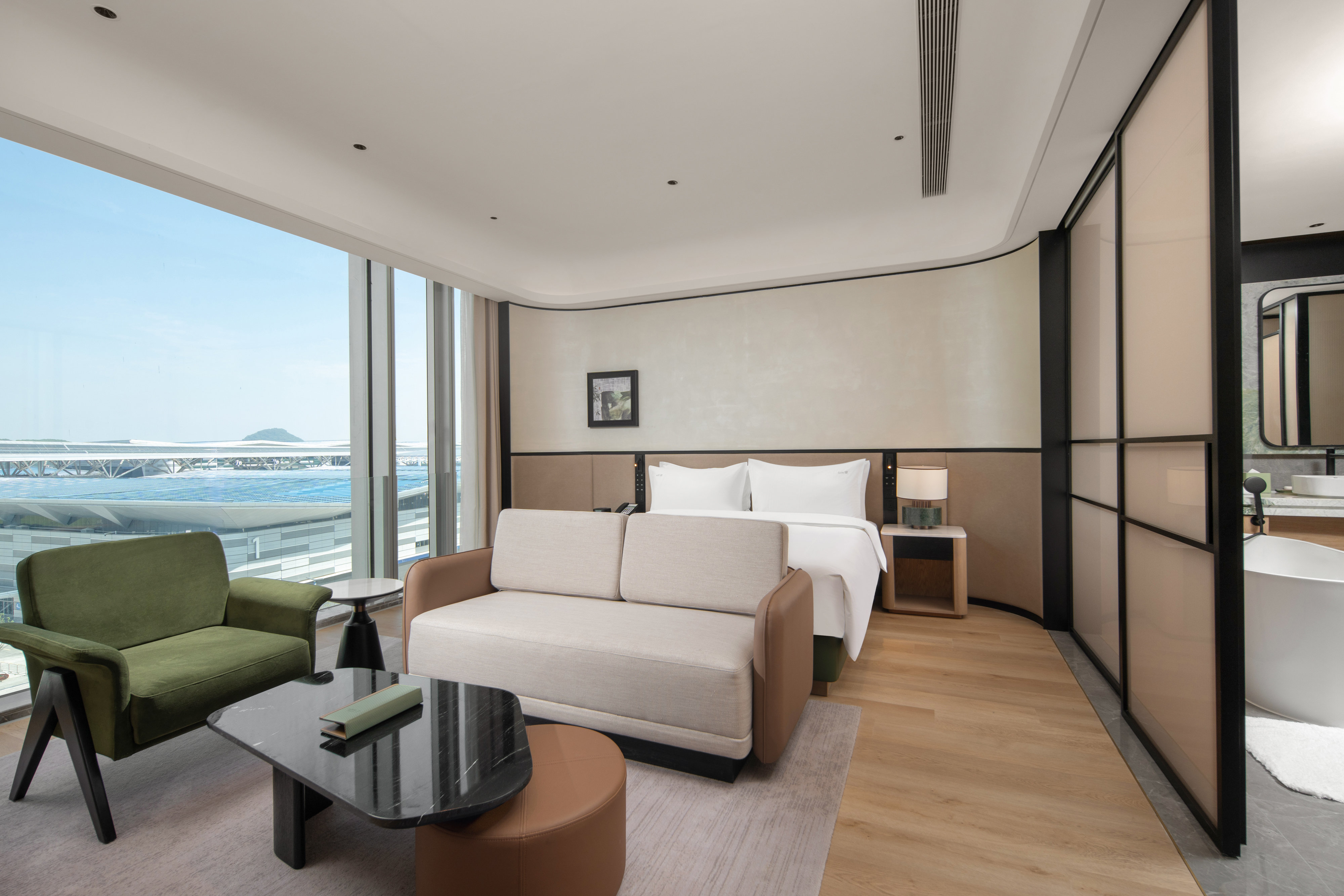Suite, King Bed, Dining Area