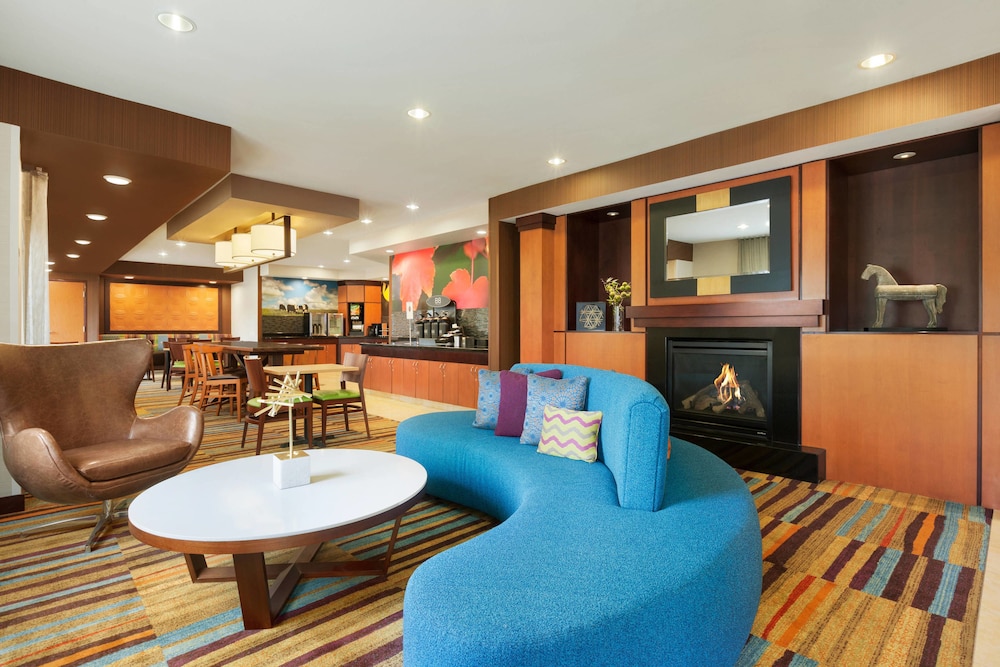 Fairfield Inn and Suites Omaha East/Council Bluffs IA 25/36