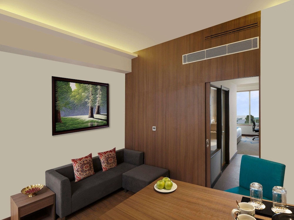 Mercure Chennai Sriperumbudur 42/69