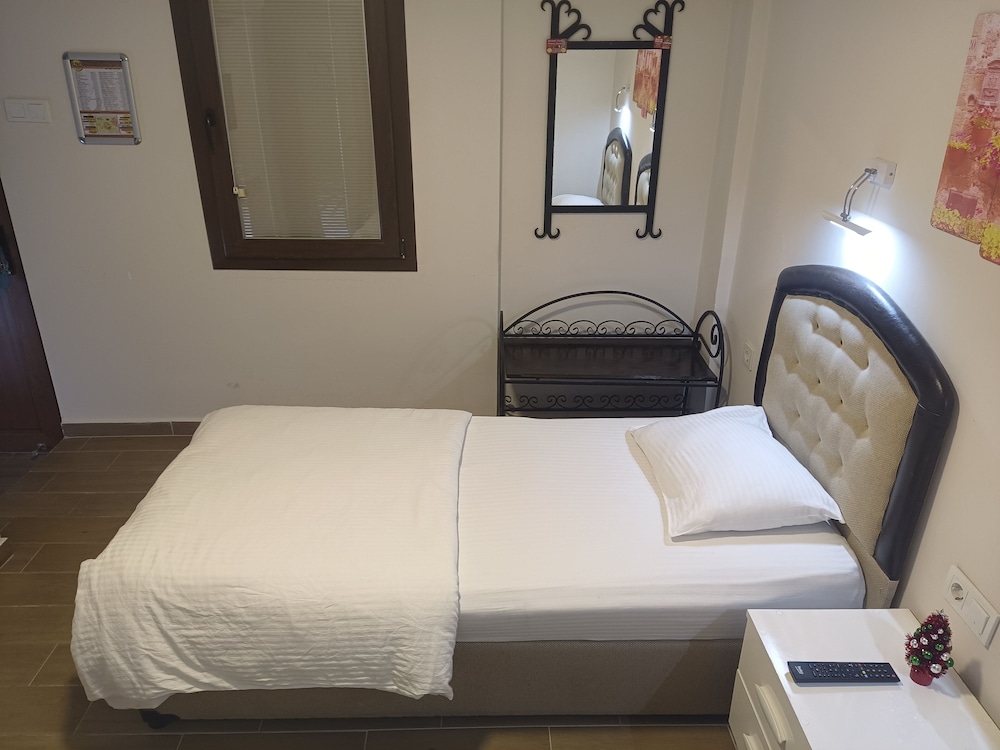 Ena Serenity Boutique Hotel 29/73