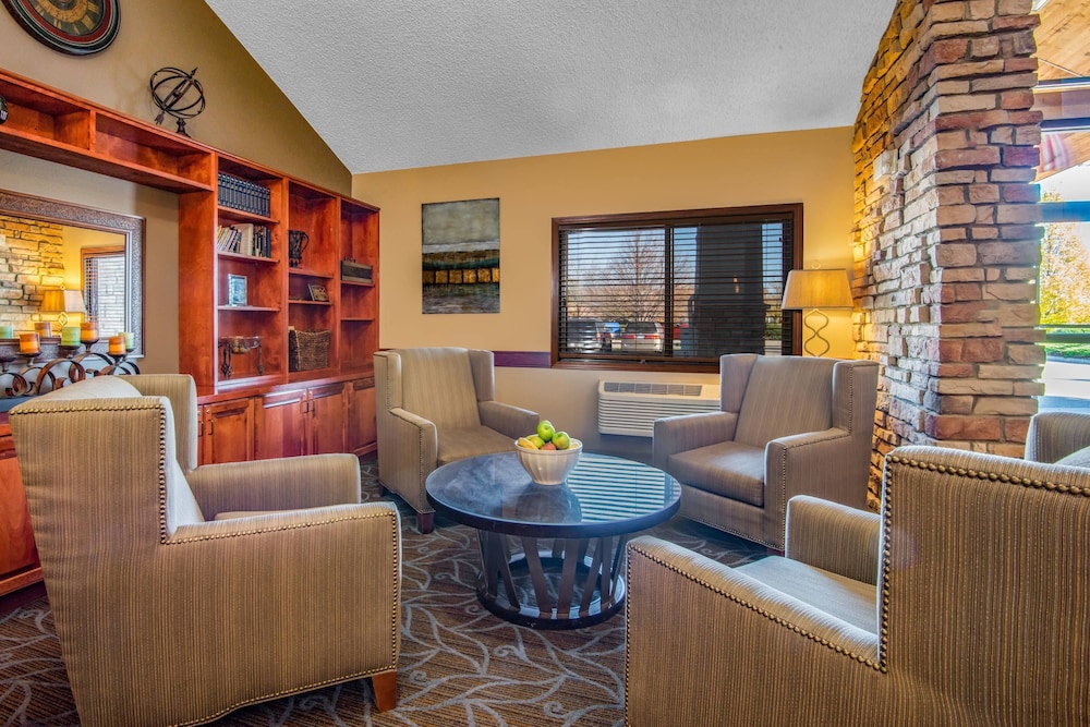 AmericInn by Wyndham Windsor Ft. Collins 47/62