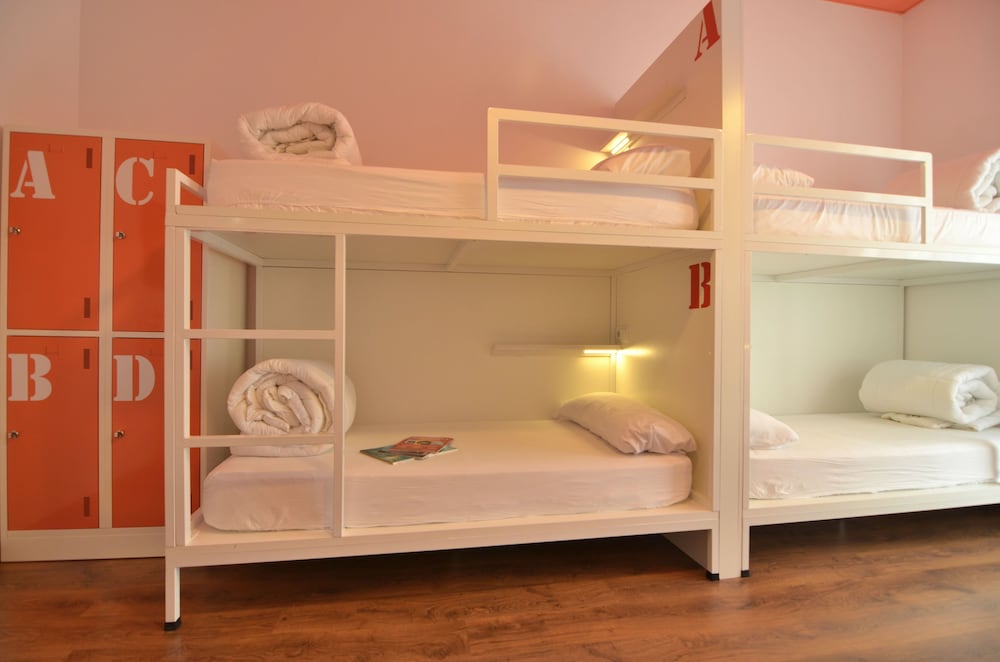 Far Home Atocha 48/50