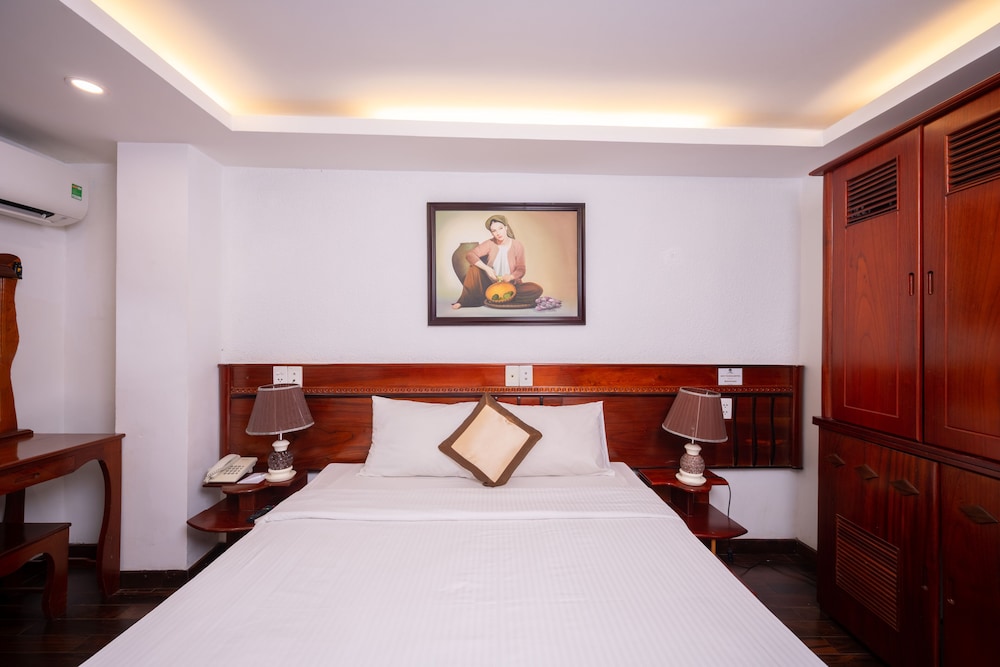 Duc Vuong Hotel 15/86