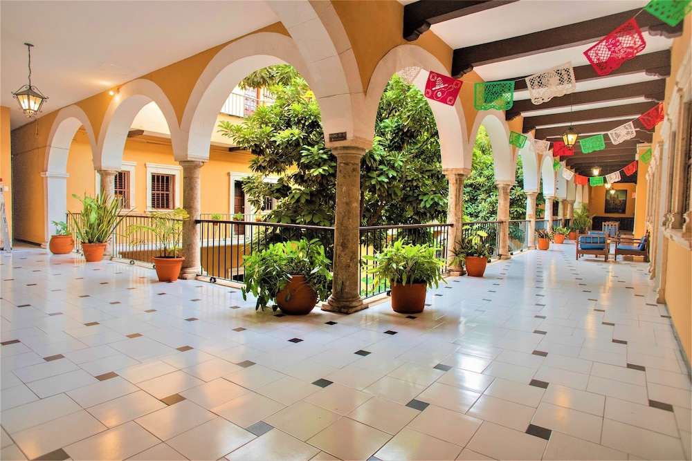 Hotel Caribe Merida Yucatan by Kavia 38/49