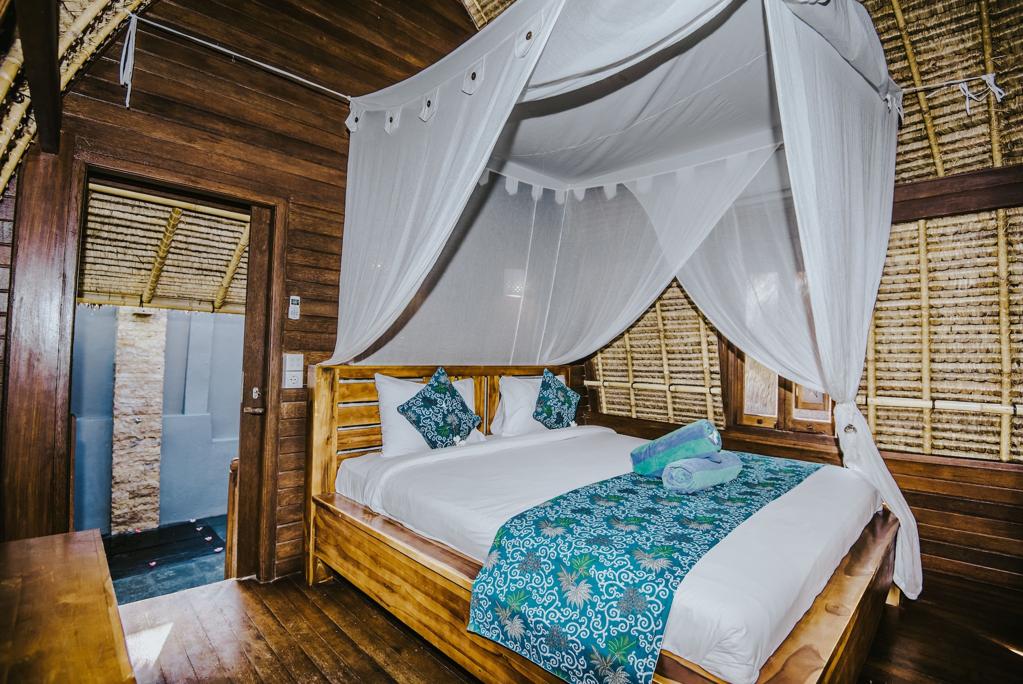 Hut, Standard, Double Bed, Garden View