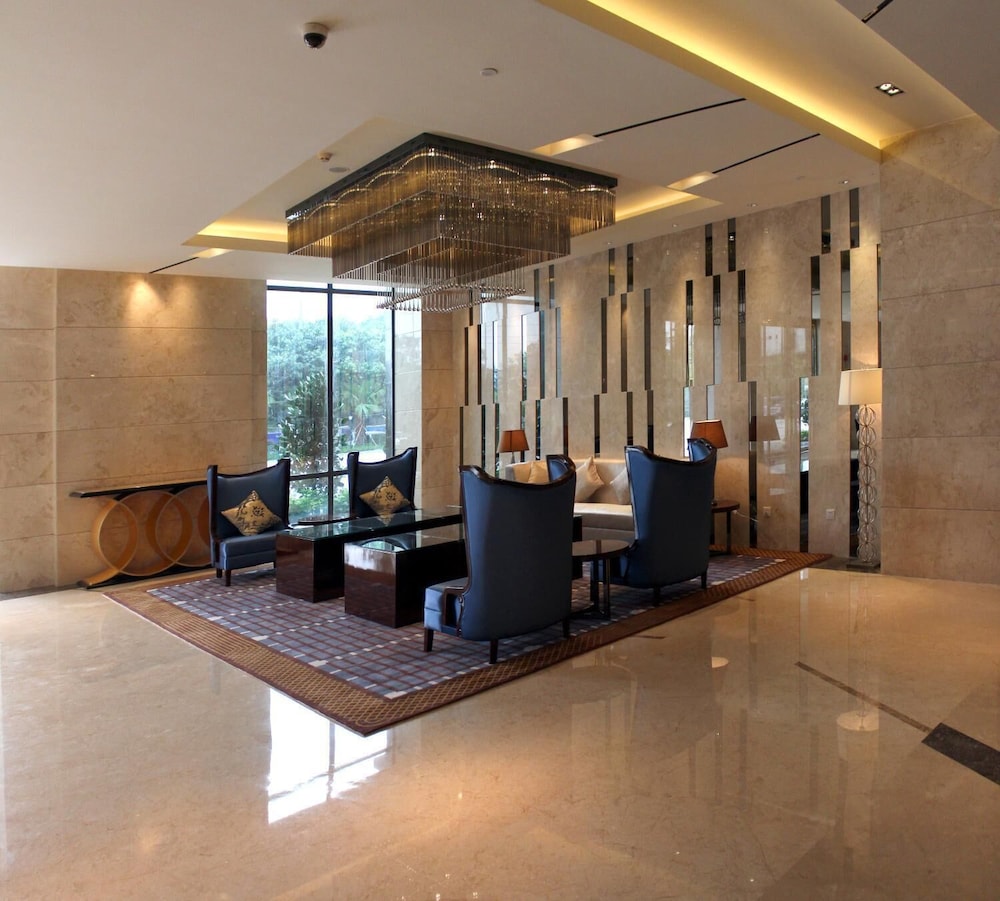 Leeden Jingxi Hotel 8/28