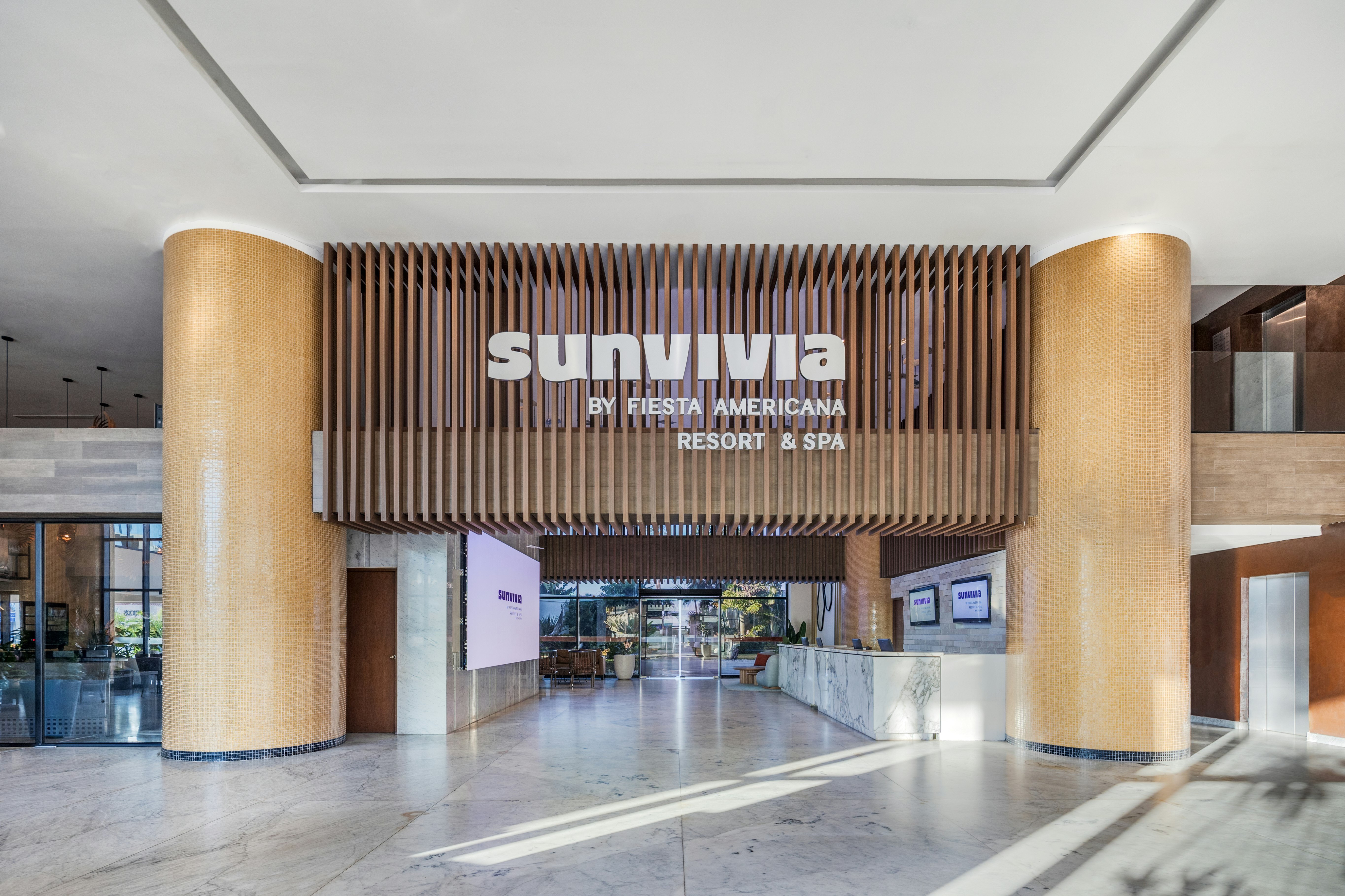 Sunvivia by Fiesta Americana Mazatlan 8/80
