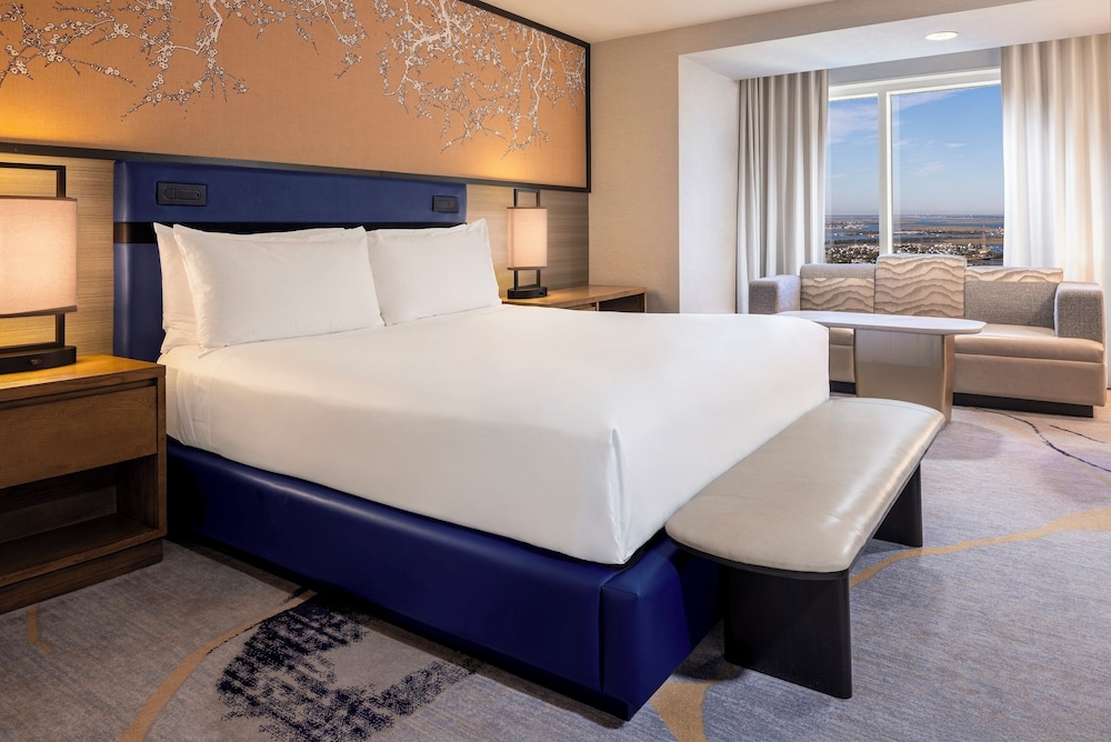 Nobu, Premium, King Bed, Ocean Front