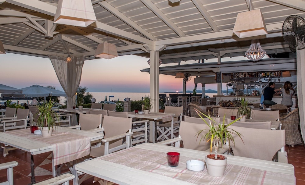 Assano Sea Front Luxury 22/50