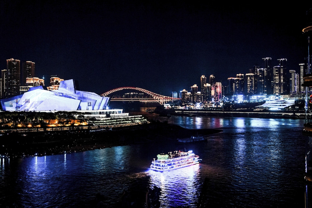 Baihong Riverview Drone Show Apartment 46/50