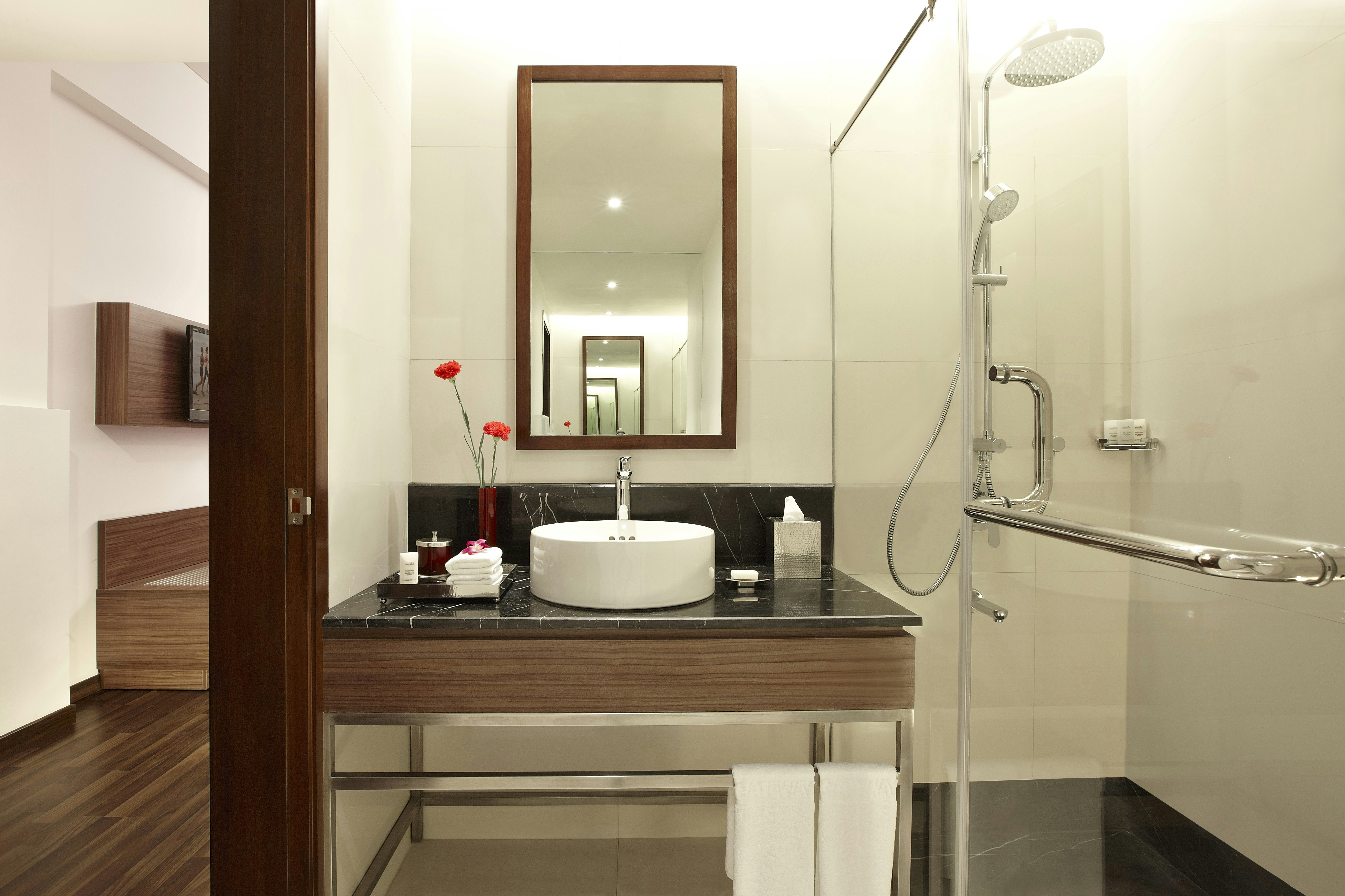Vivanta Kolkata EM Bypass 32/33