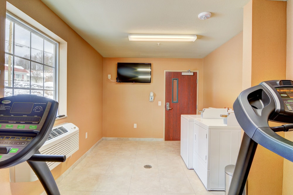 Cobblestone Hotel Suites Punxsutawney Pa 42/42