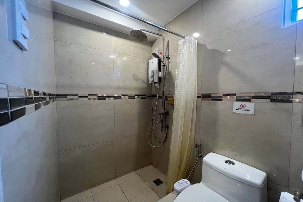 Khotel near T3 Airport 47/48