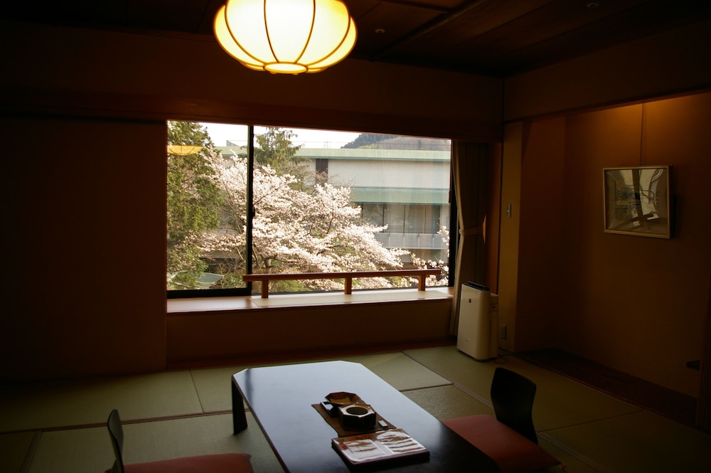 Hohoemi no Yado Takinoyu Hotel 46/77