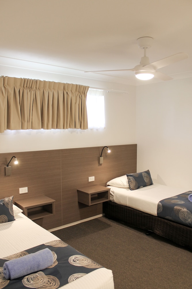 ASTON MOTEL YAMBA 17/57