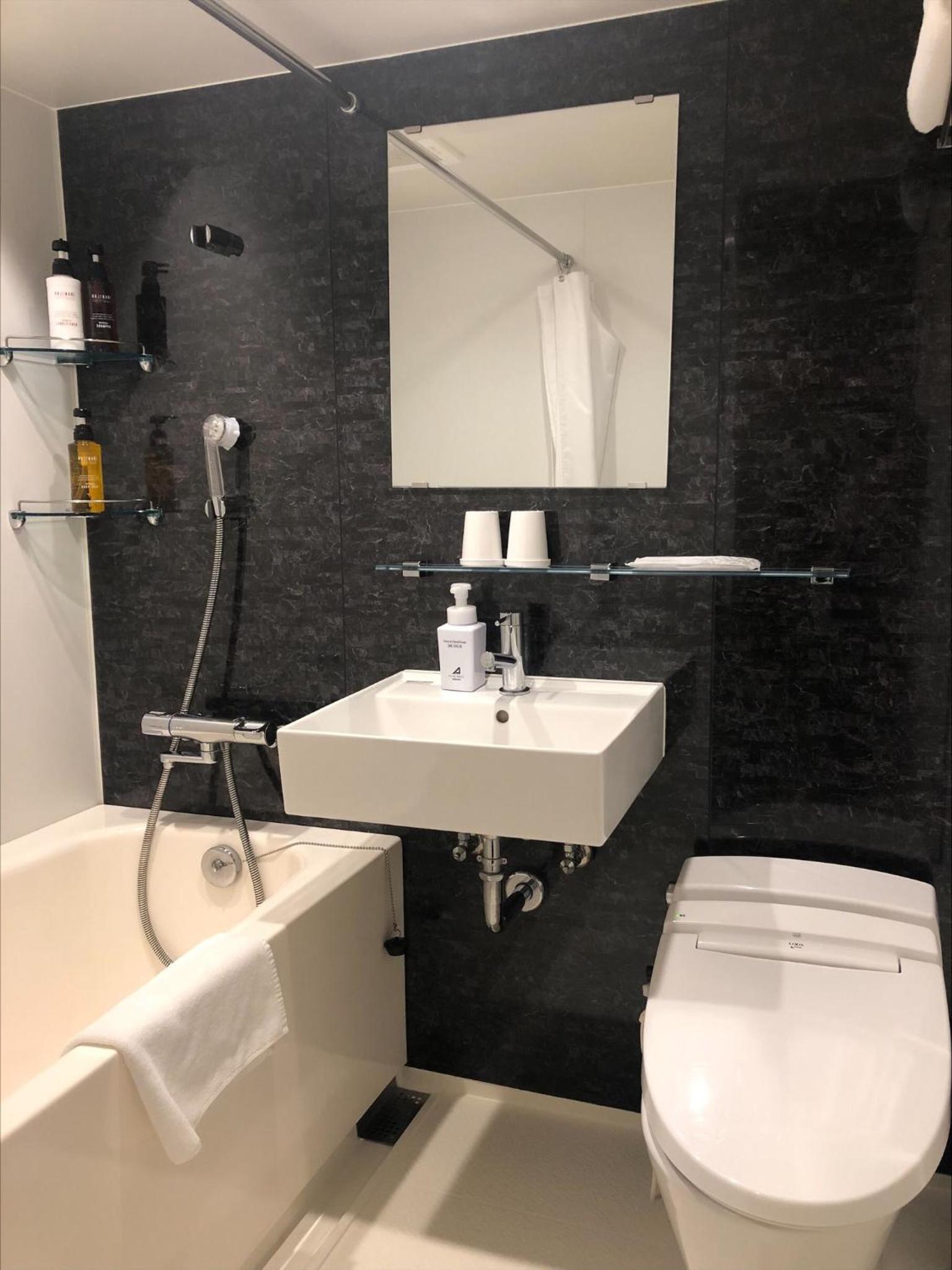 غرفة بسريرين منفصلين في طابق مرتفع، Hotel Sui Akasaka by Abest 5/6