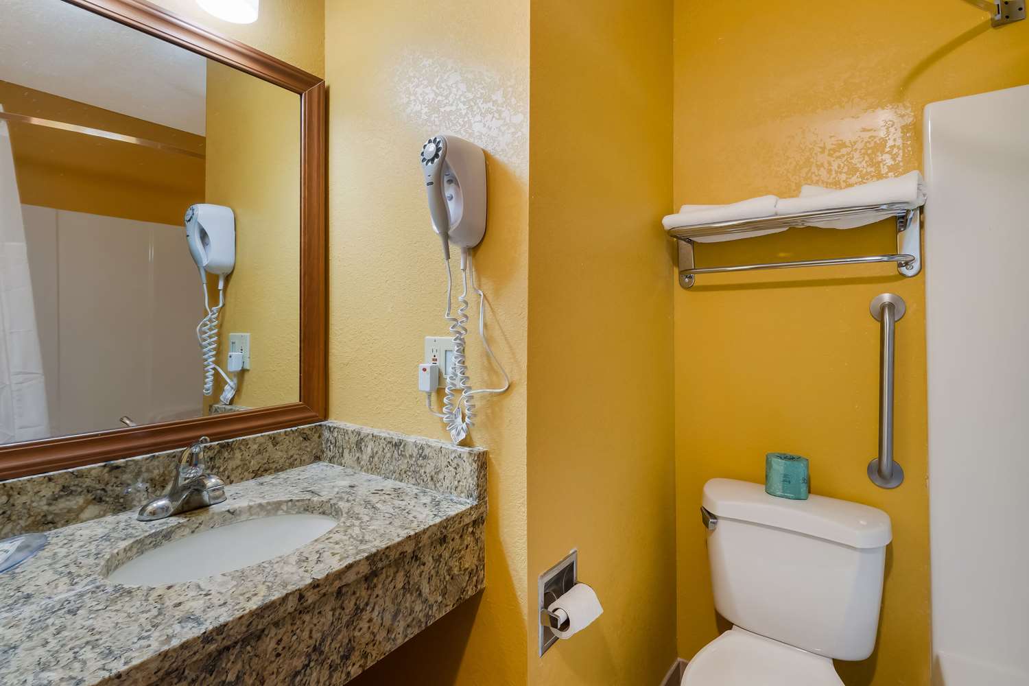 Quality Inn Jefferson at I-85 35/35