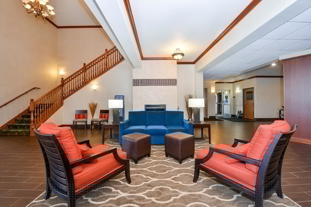 Comfort Inn And Suites Madison North 22/45
