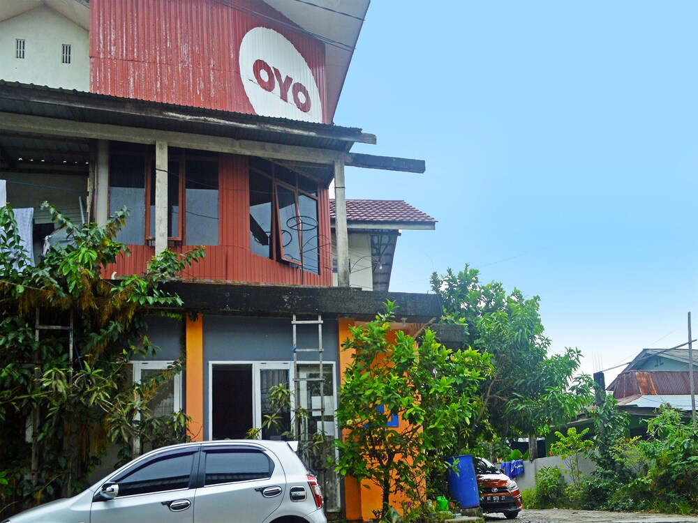 OYO 2731 MIM Guest House Syariah 1/15