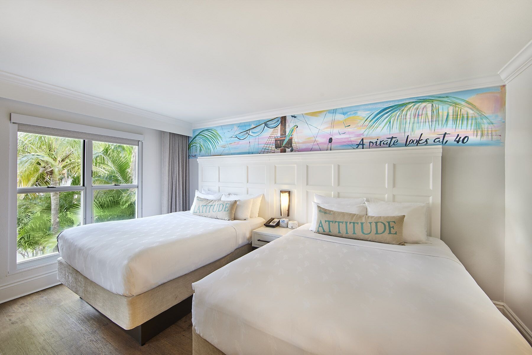 2 Bedrooms, Suite, 3 Queen Beds, Resort View, Sofa