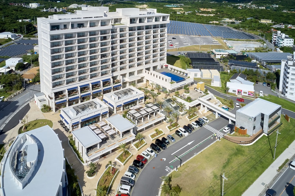 Ala Mahaina Condo Hotel in MOTOBU - OKINAWA PREFECTURE