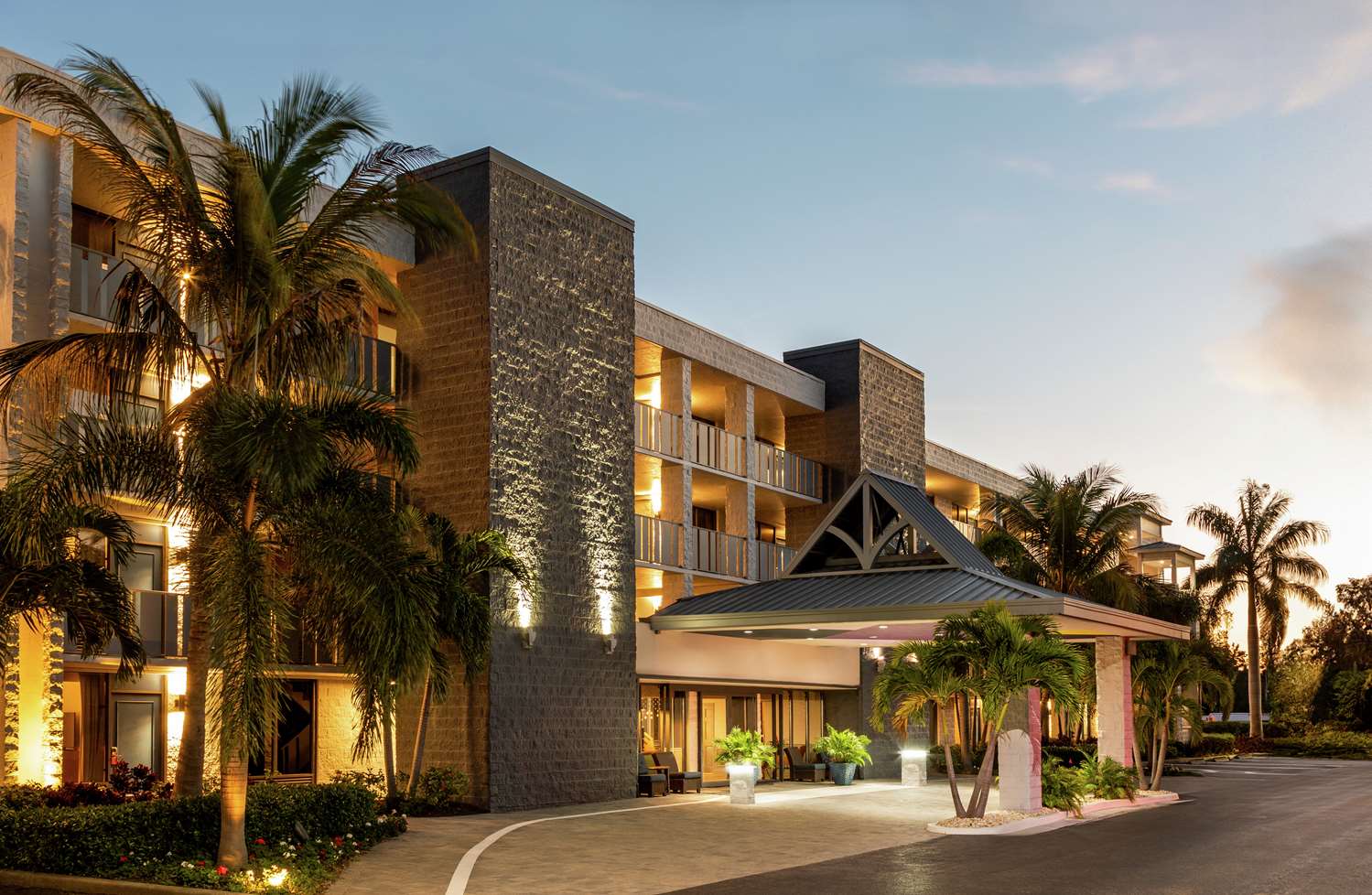 Spark by Hilton Sarasota Siesta Key Gateway in SARASOTA - FL