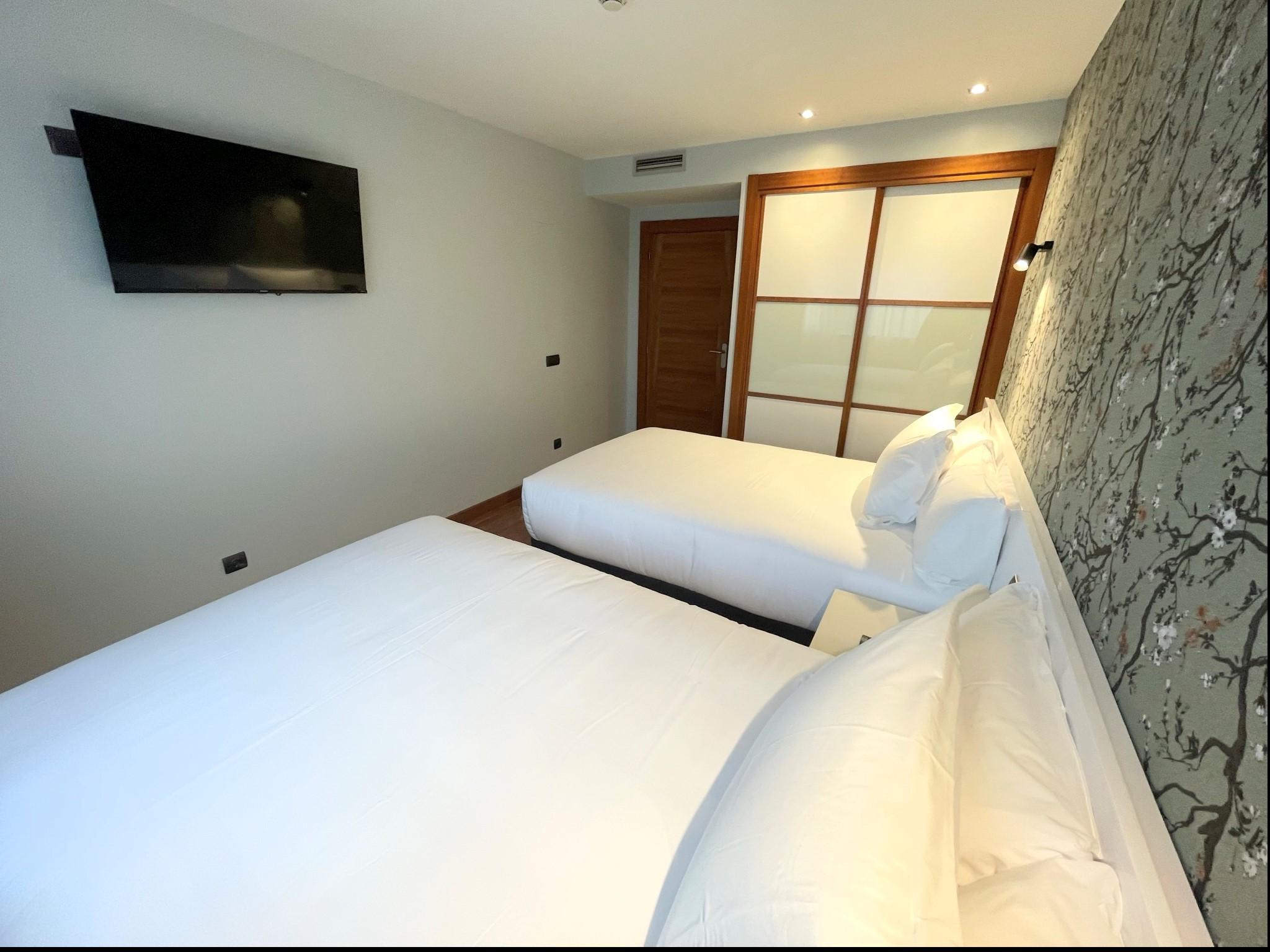 Family, Suite, Apartment 3/4