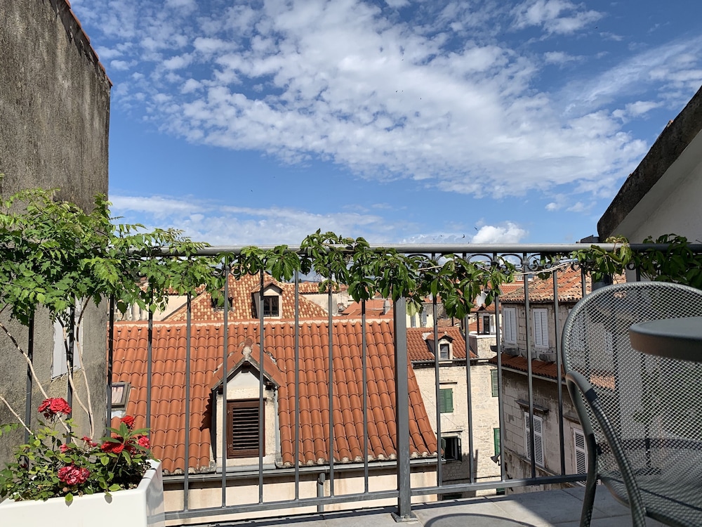 Slavija Culture Heritage Hotel 58/80