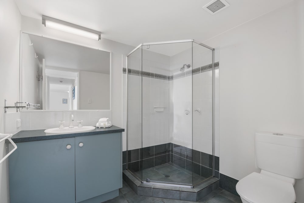 KEY LARGO MAROOCHYDORE 68/72