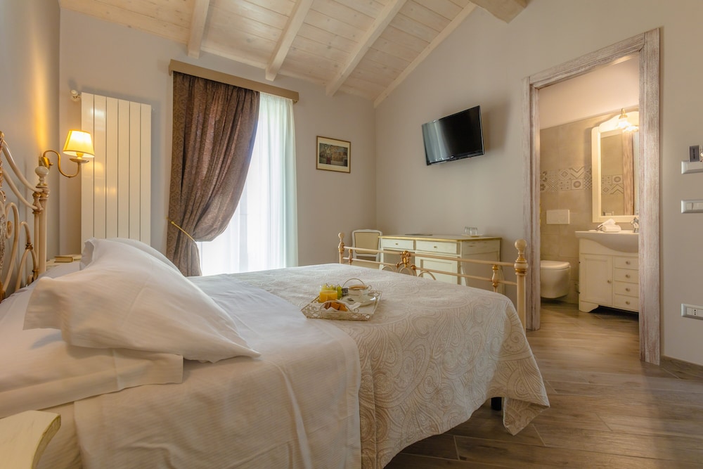 B&B Le Torri Di Tarquinia 2/43