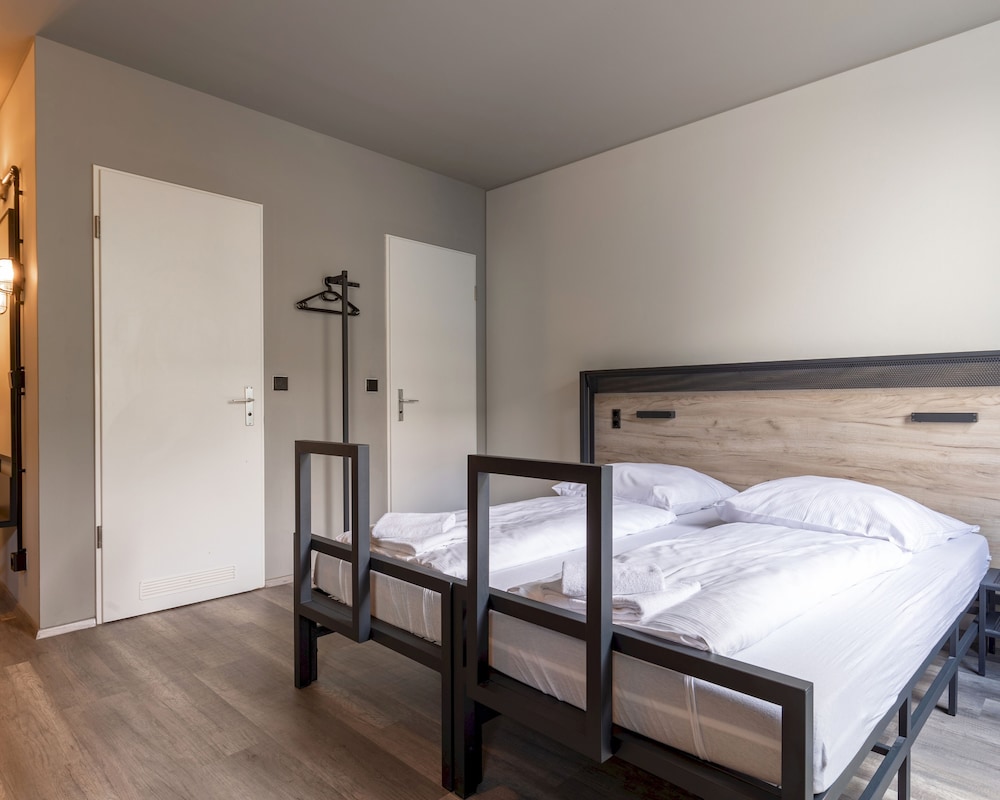 A&O Berlin Hauptbahnhof Hotel 14/45