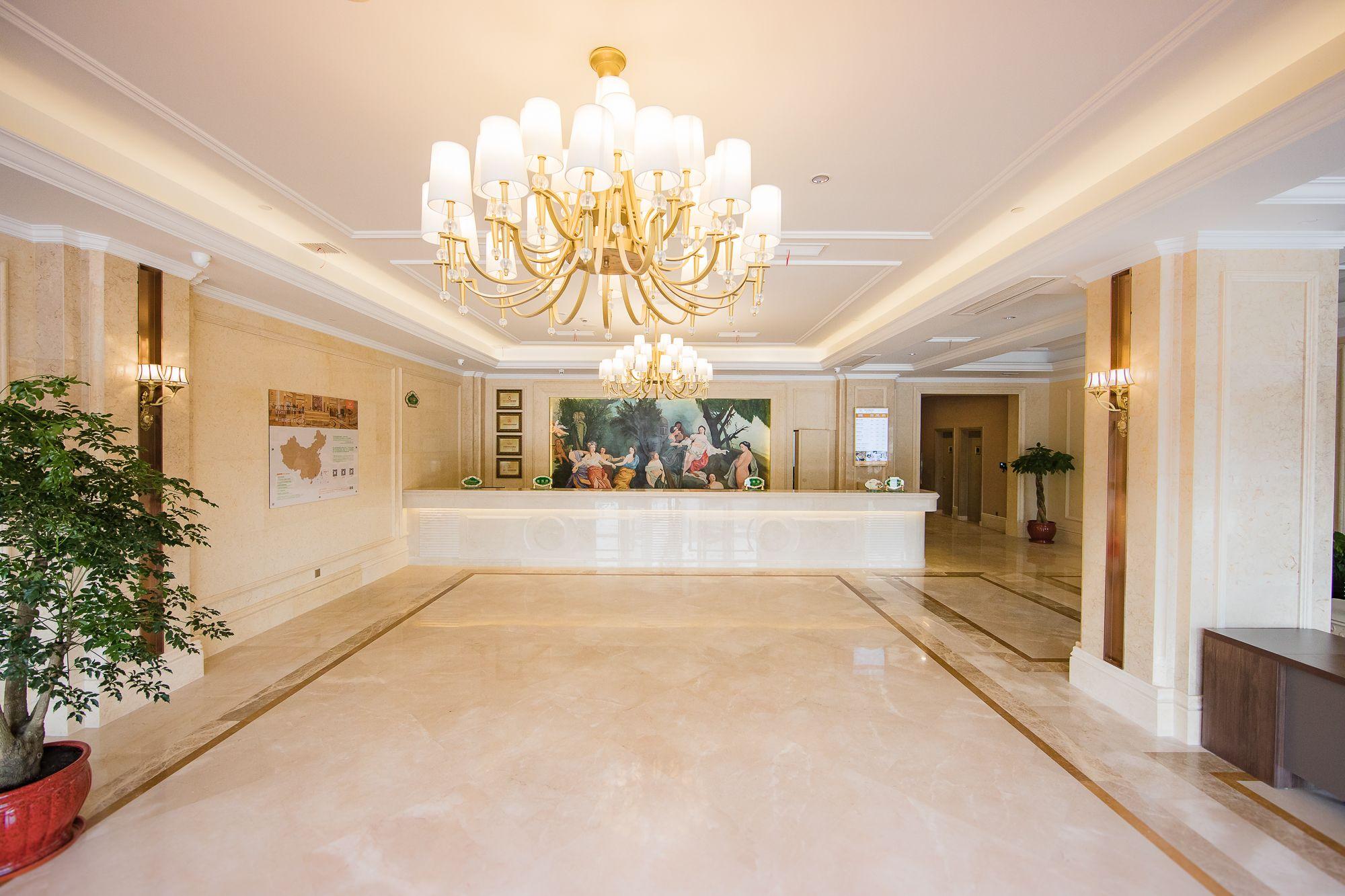 Vienna International Hotel (Haimen Pedestrian Street) 11/40